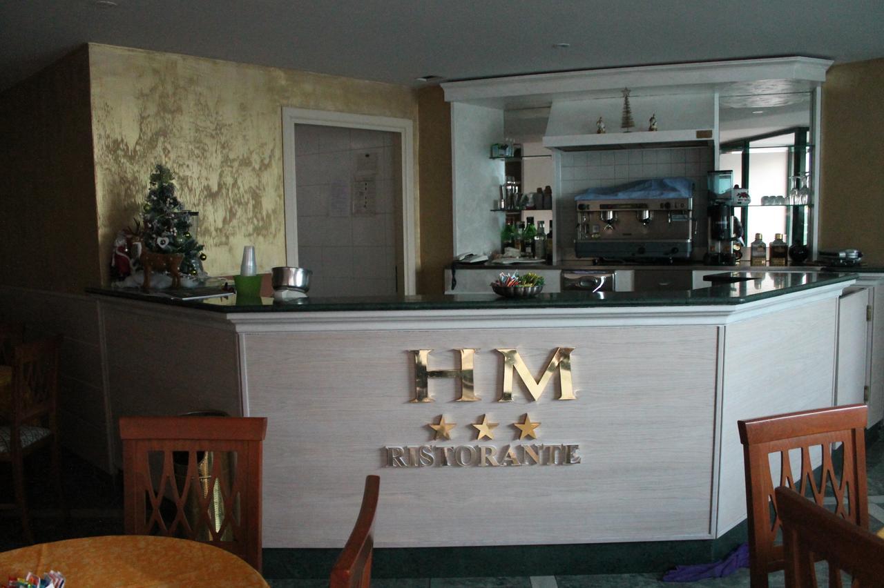Hotel Malaga Авеллино Экстерьер фото